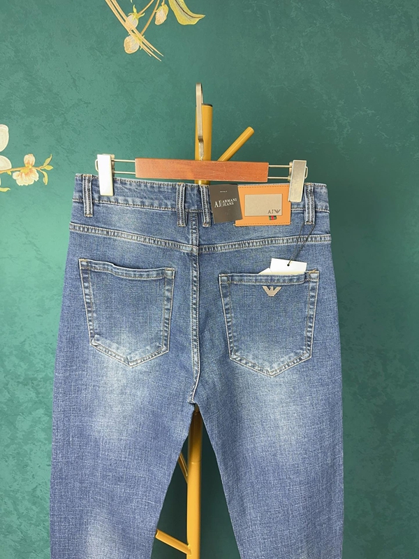 ブランドジーンズ素材ディテール